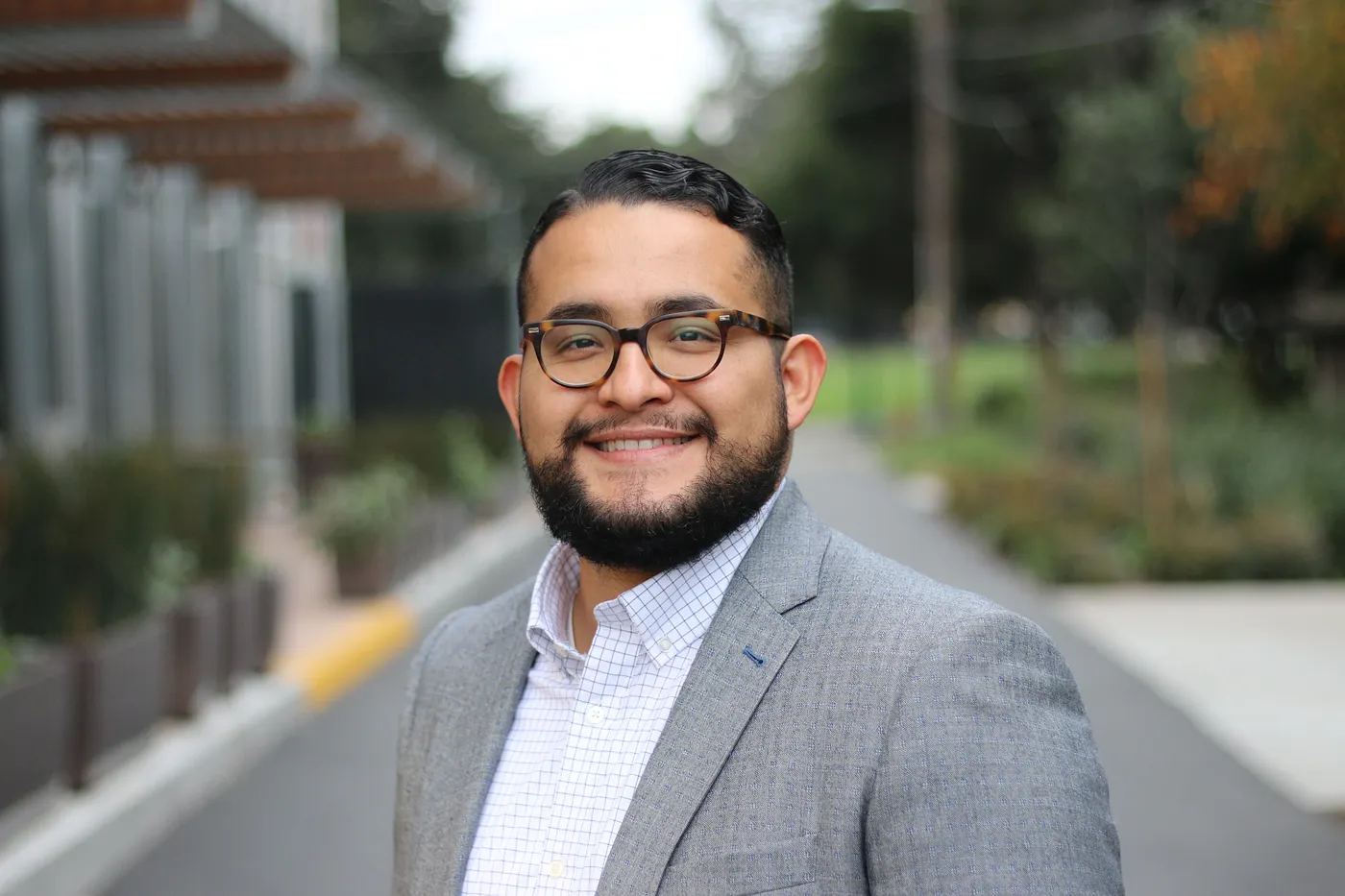 Finding a Sustainable Role: Oscar Avilés’ Steps to Becoming a Life-Long Education Champion